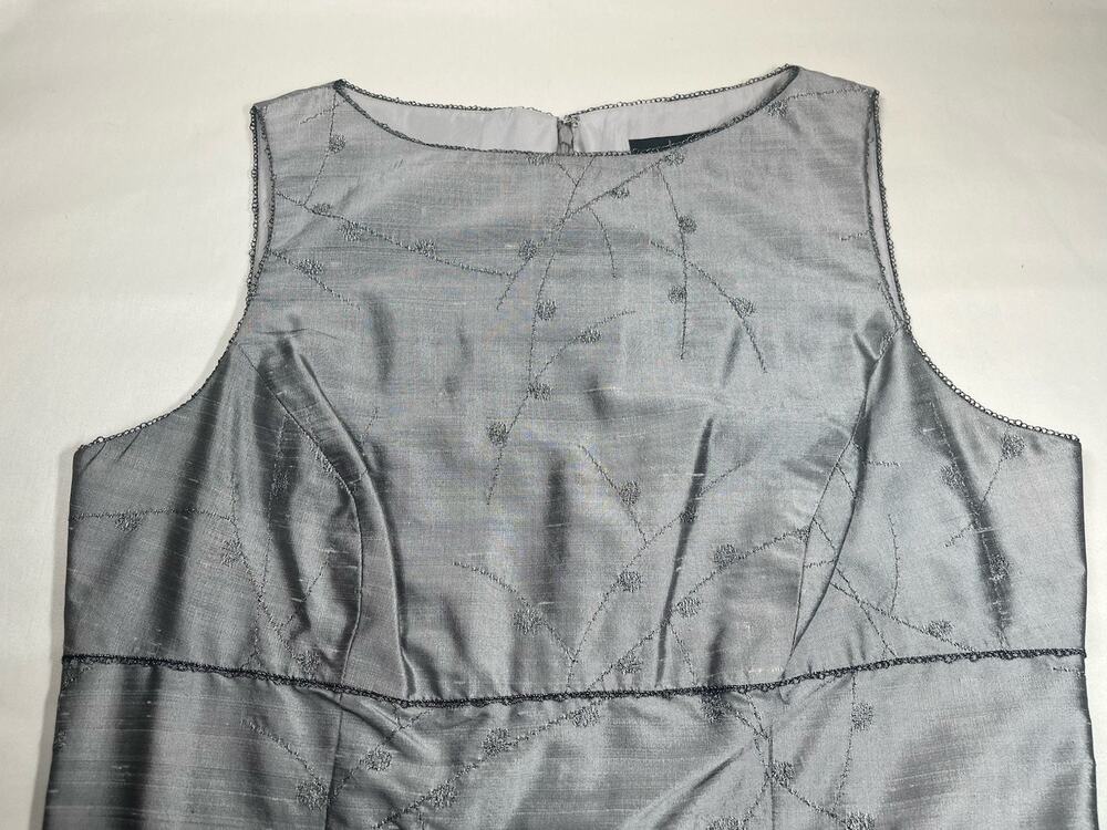 Nicole Miller Collection Silk Dress 10 Silver Gray Embroidered Lined USA
